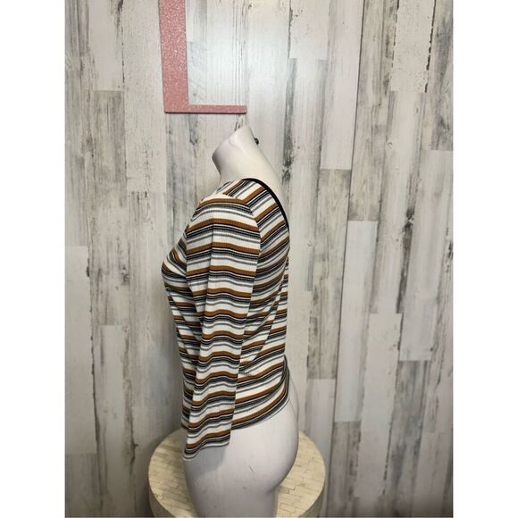 Roommates stripped blouse size large - Picture 3 of 7